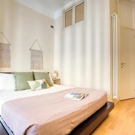 Guesthost - Deangeli Nest Romantico Bilocale Di Design In Zona De Angeli, Rinnovato E Accessoriato Διαμέρισμα *
