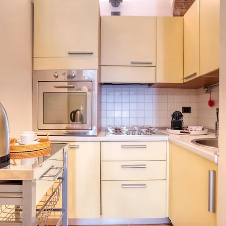 Caseospitali - Deangeli Nest Romantico Bilocale Di Design In Zona De Angeli, Rinnovato E Accessoriato *