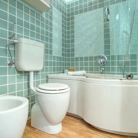 Διαμέρισμα Guesthost - Deangeli Nest Romantico Bilocale Di Design In Zona De Angeli, Rinnovato E Accessoriato