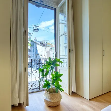 Caseospitali - Deangeli Nest Romantico Bilocale Di Design In Zona De Angeli, Rinnovato E Accessoriato